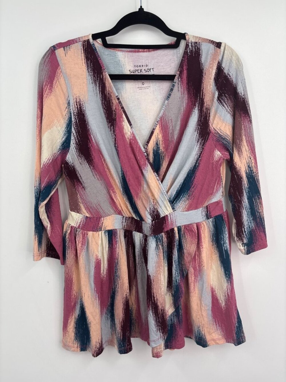 Torrid V-Neck Stretch 3/4 Sleeve Top Pink Size 0X